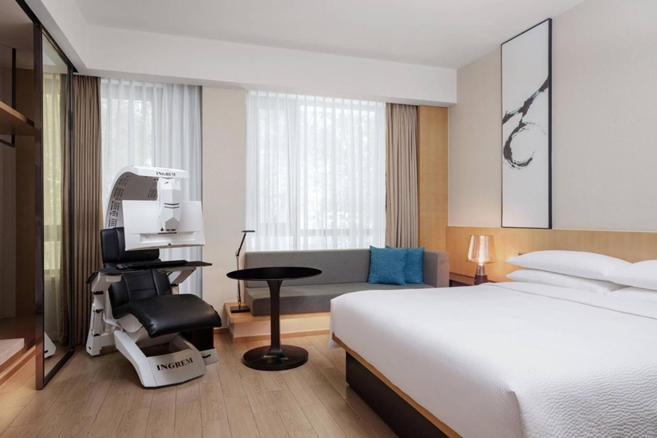 Fairfield By Marriott Shanghai Jingan Exterior photo